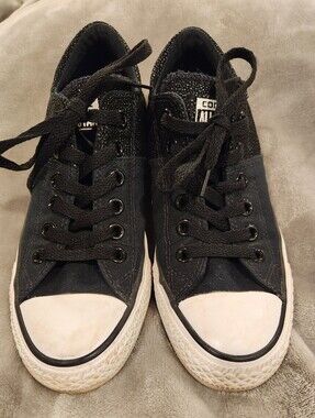 Converse Chuck Taylor All Star Black Low Top Sneakers, Size 7
